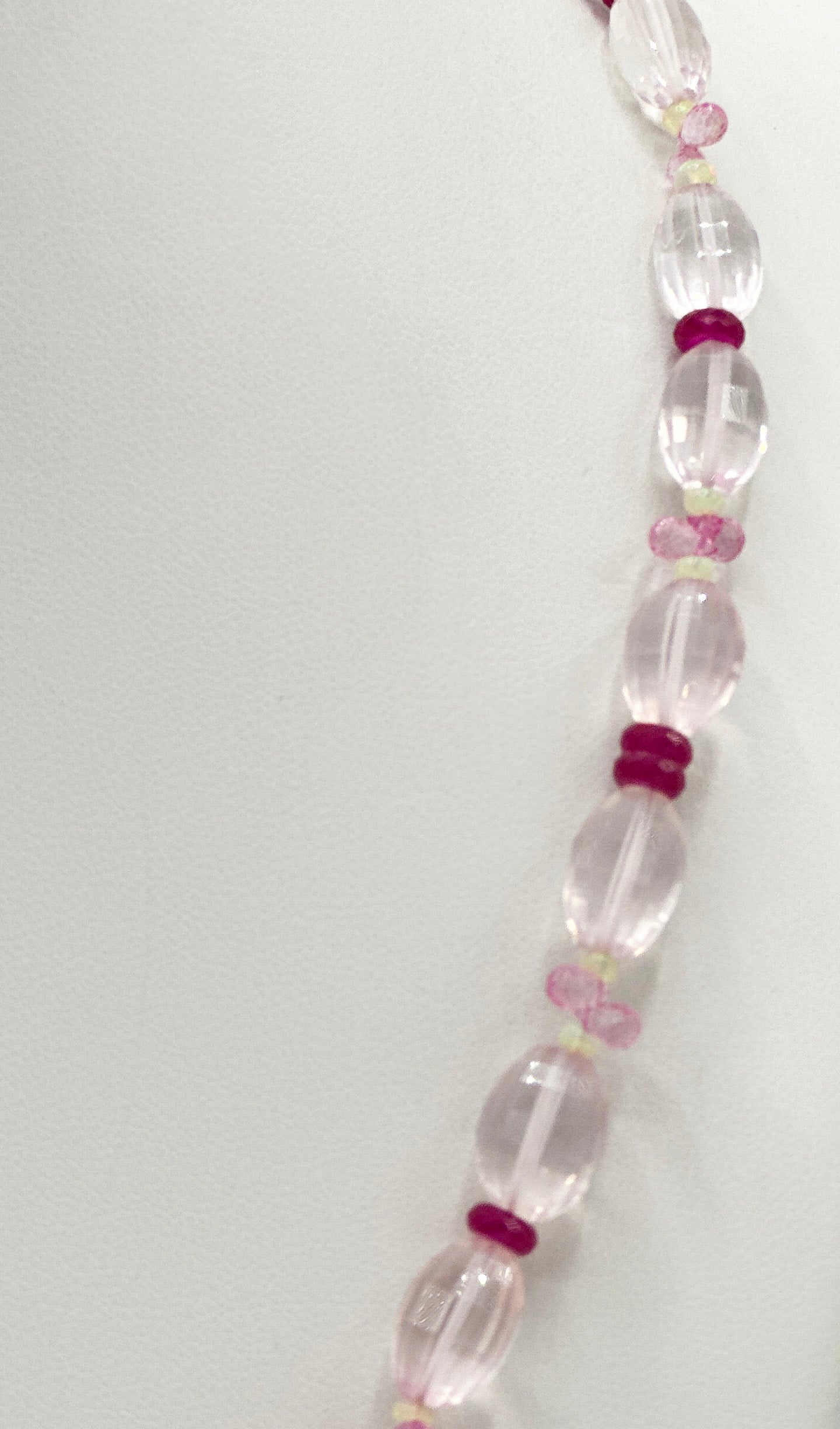 Rosenquarz & Rubin Halskette