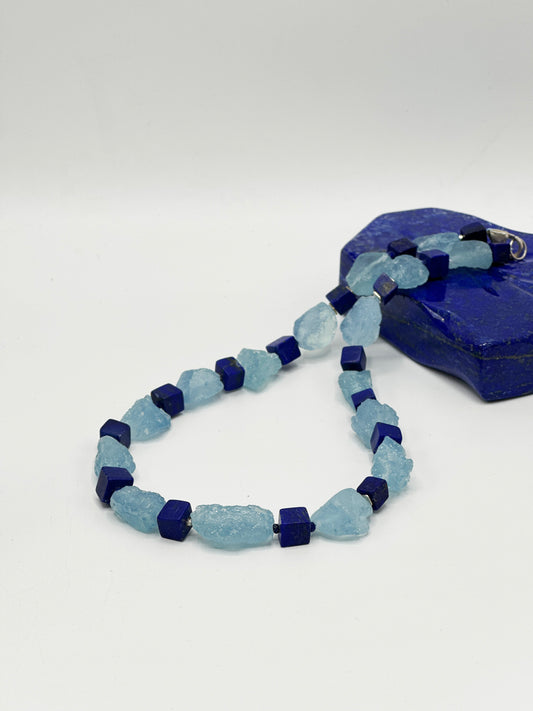 Aquamarin & Lapislazuli Halskette