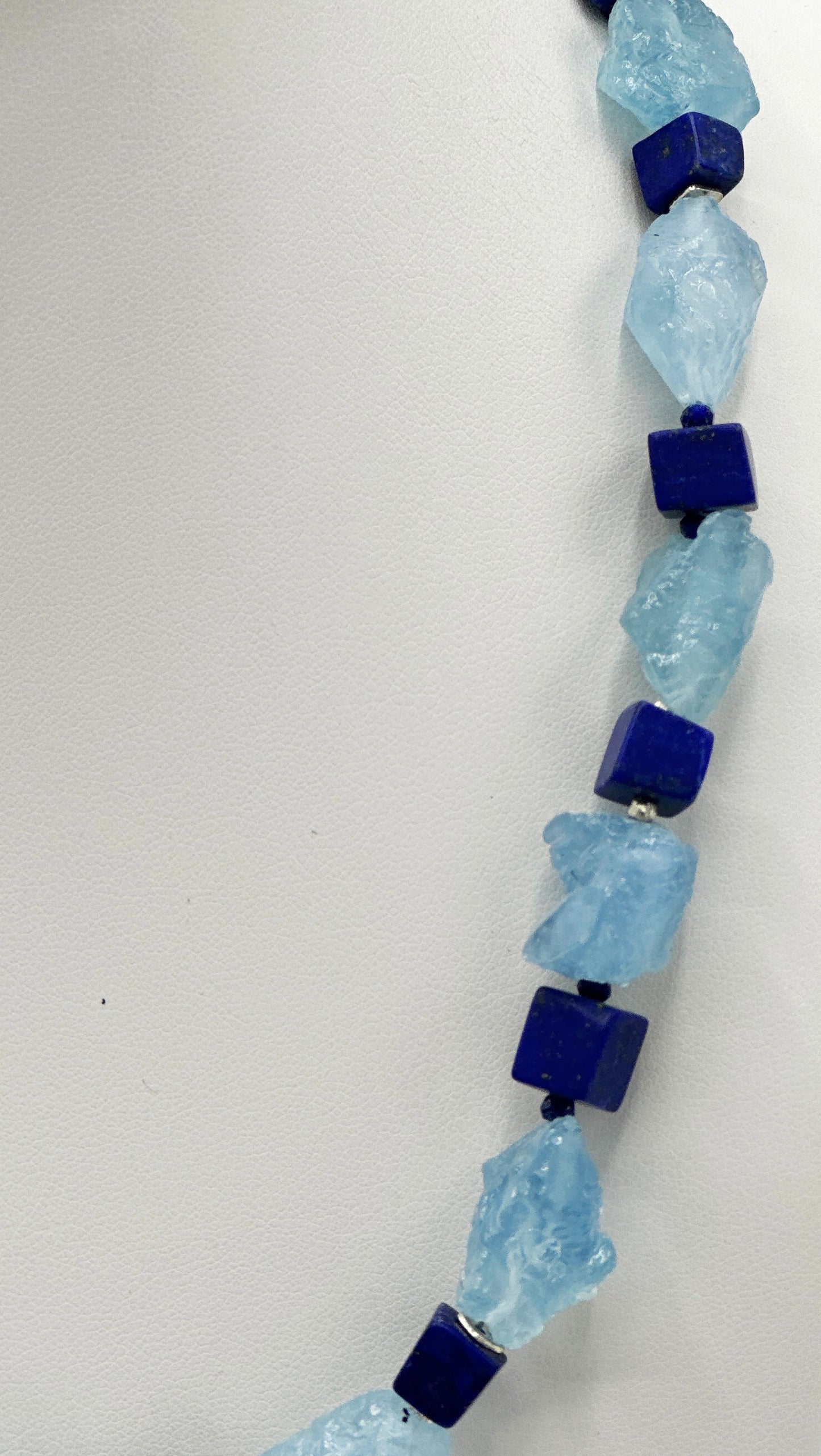 Aquamarin & Lapislazuli Halskette