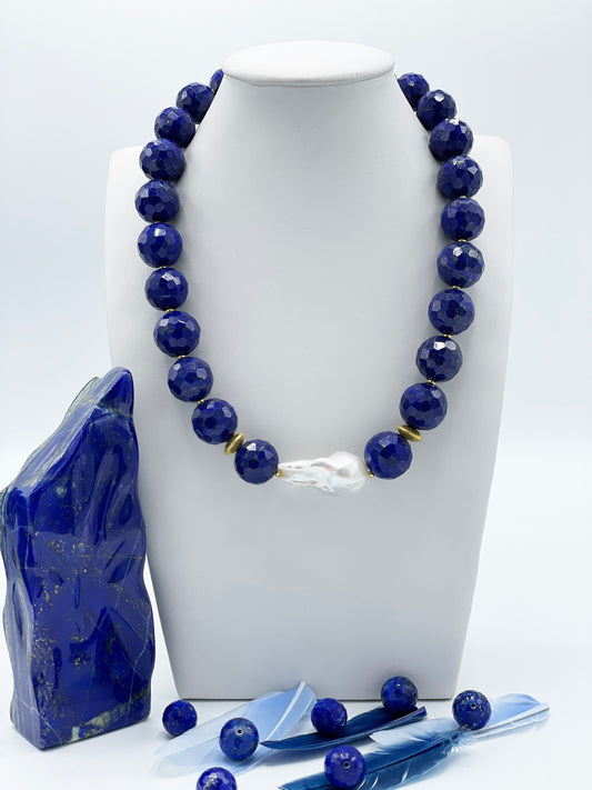 Lapislazuli & Barockperle Halskette