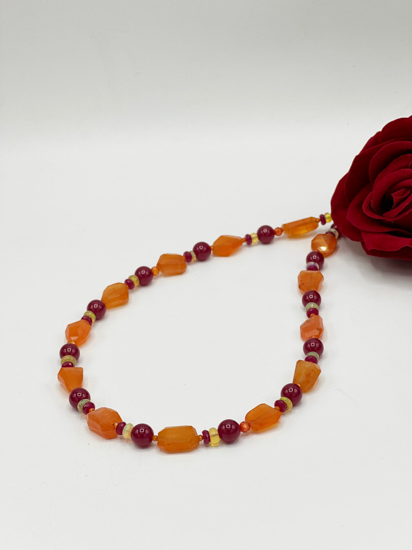 Karneol & Rubin Halskette