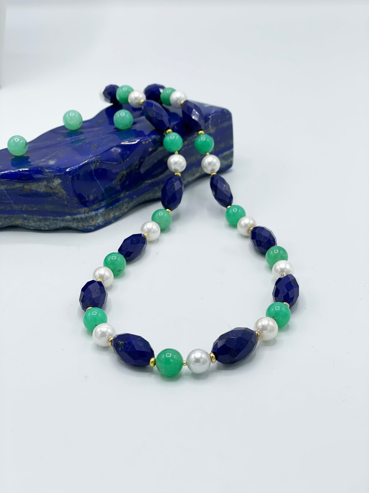 Lapislazuli mit Chrysopras & Perle Halskette